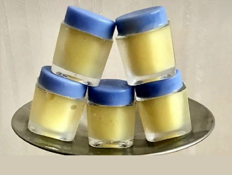 ژل رویال طبیعی هانی رِسان – Honey Resan